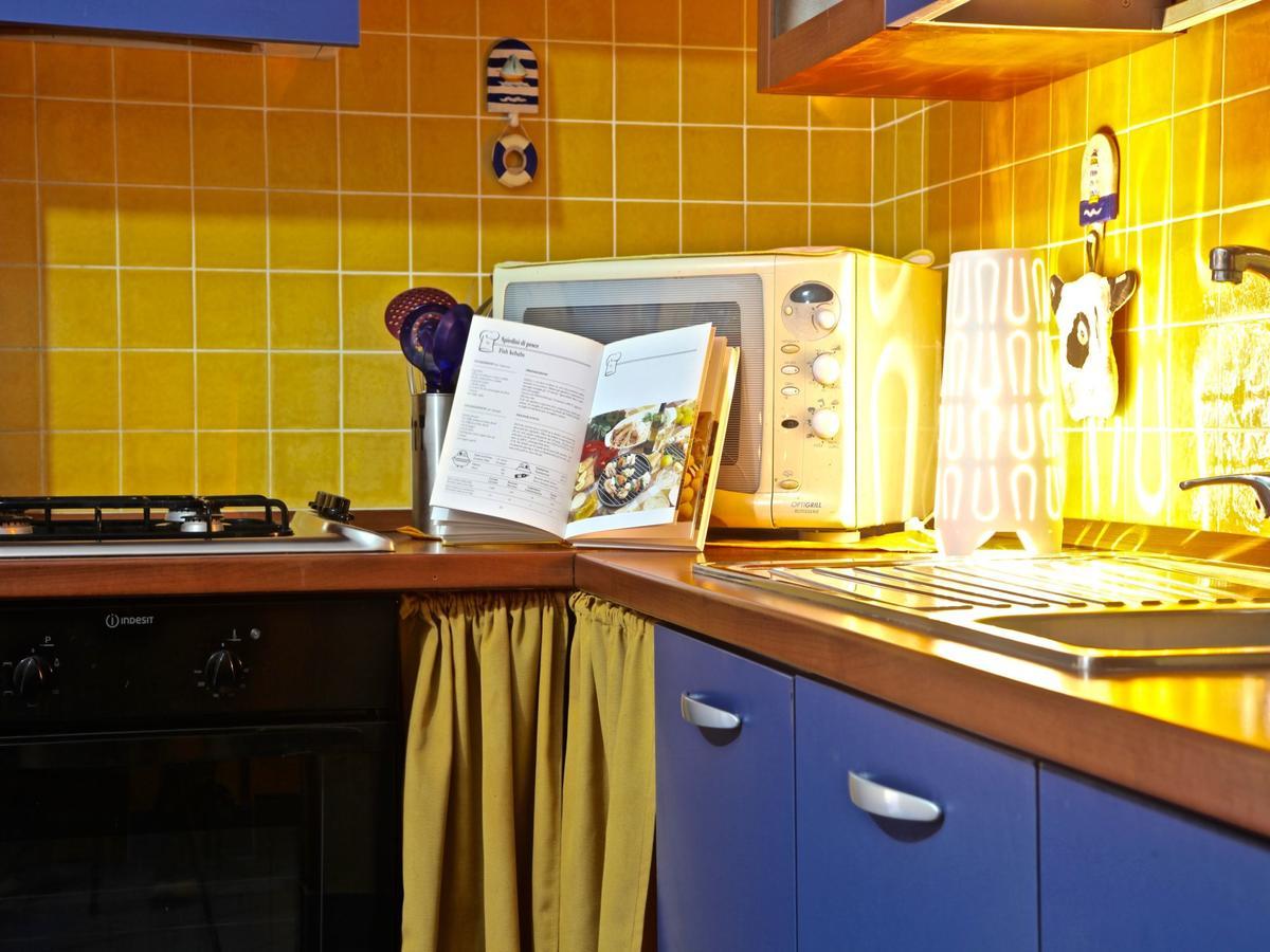 Apartamento Acasaammari Campofelice Di Roccella Exterior foto
